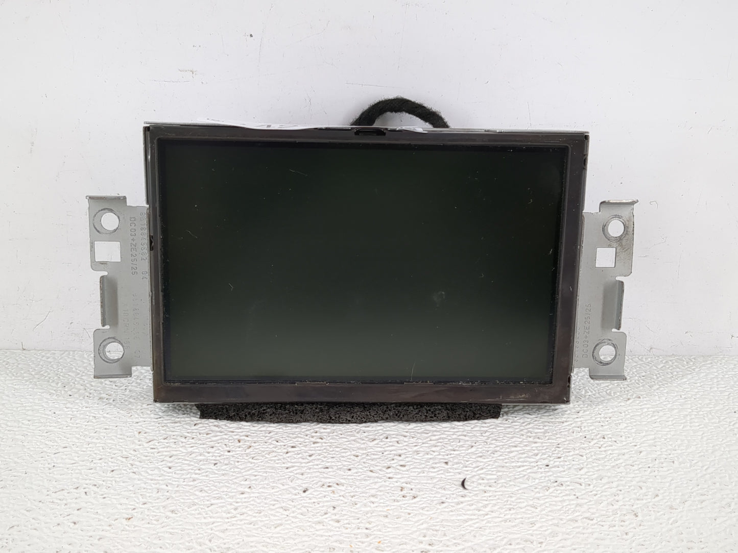 2013 Volvo V60 Radio AM FM Cd Player Receiver Replacement P/N:31396001 Fits OEM Used Auto Parts - Oemusedautoparts1.com