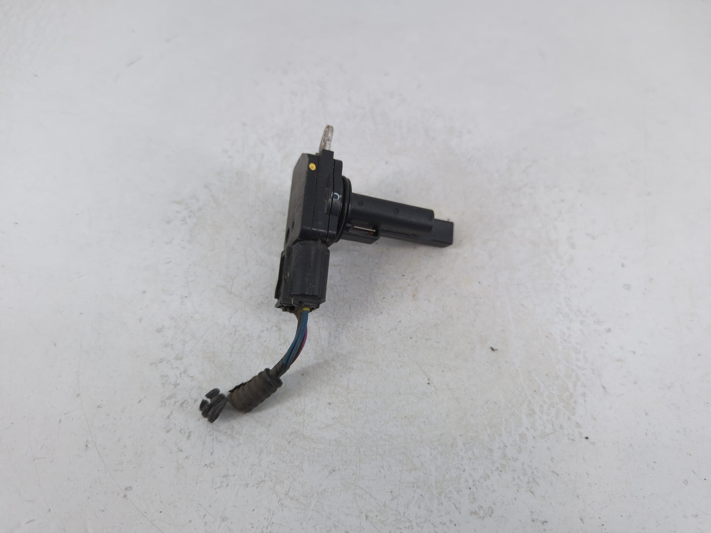 2015-2016 Volvo V60 Mass Air Flow Meter Maf - Oemusedautoparts1.com