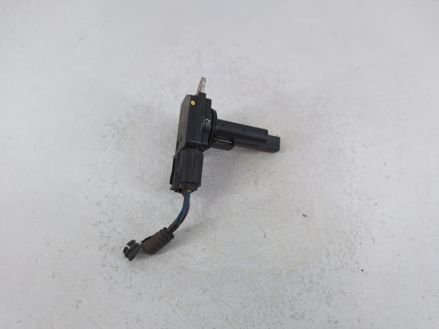2015-2016 Volvo V60 Mass Air Flow Meter Maf - Oemusedautoparts1.com
