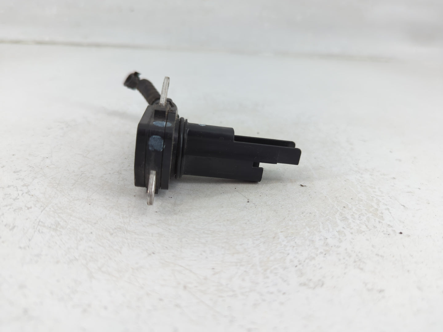 2015-2016 Volvo V60 Mass Air Flow Meter Maf - Oemusedautoparts1.com