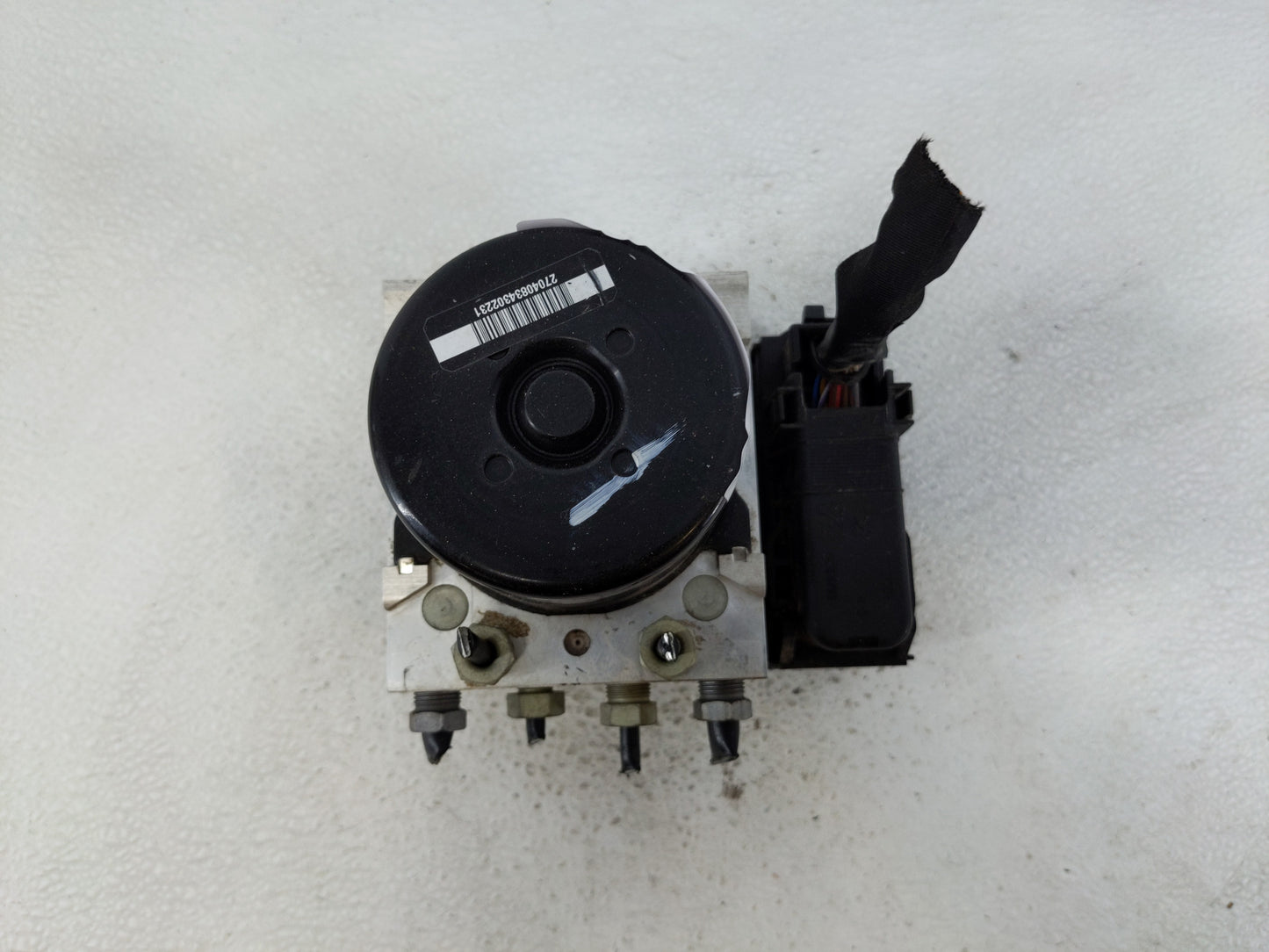 2013 Volvo V60 ABS Pump Control Module Replacement P/N:P31329137 Fits OEM Used Auto Parts - Oemusedautoparts1.com