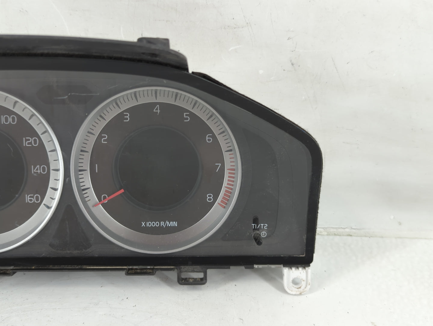 2013 Volvo V60 Instrument Cluster Speedometer Gauges P/N:31343326AA Fits Fits 2011 2012 2014 OEM Used Auto Parts - Oemusedau