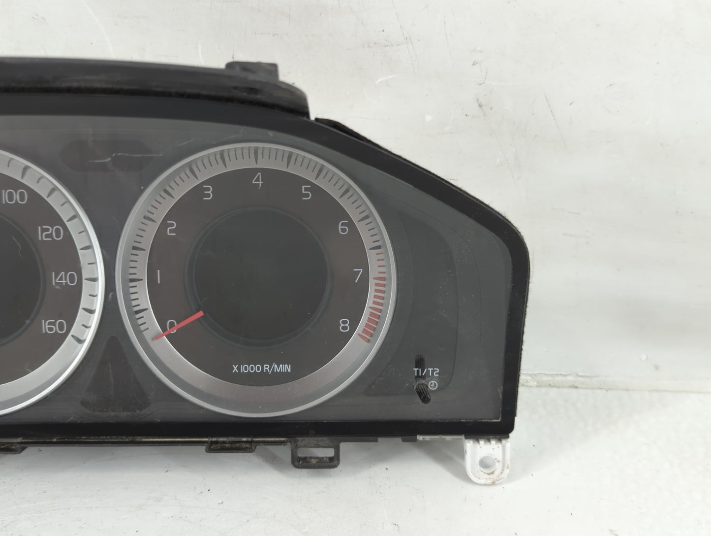 2013 Volvo V60 Instrument Cluster Speedometer Gauges P/N:31343326AA Fits Fits 2011 2012 2014 OEM Used Auto Parts - Oemusedau