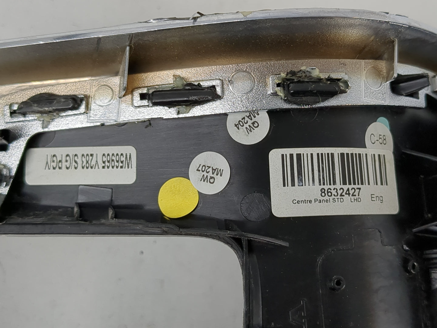 2013 Volvo V60 Radio AM FM Cd Player Receiver Replacement P/N:8632427 Fits Fits 2011 2012 OEM Used Auto Parts - Oemusedautop