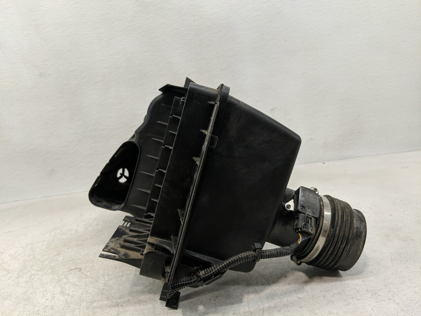 Volvo V60 Air Cleaner Intake-duct Hose Tube - Oemusedautoparts1.com