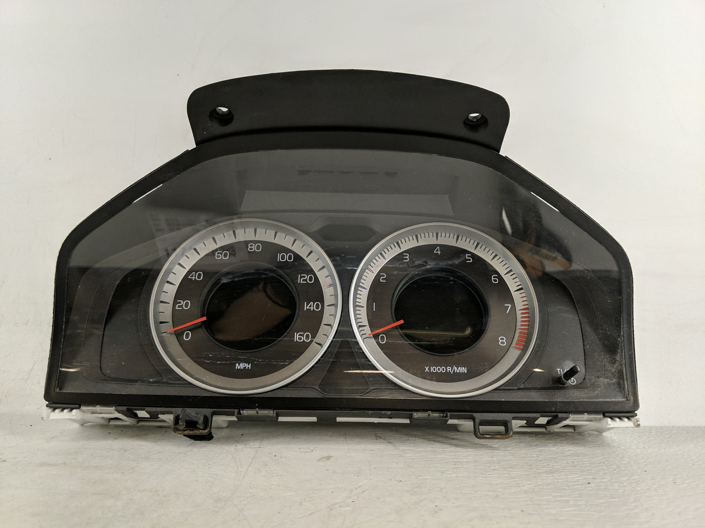 2013 Volvo V60 Instrument Cluster Speedometer Gauges P/N:31343326AA Fits Fits 2011 2012 2014 OEM Used Auto Parts - Oemusedau