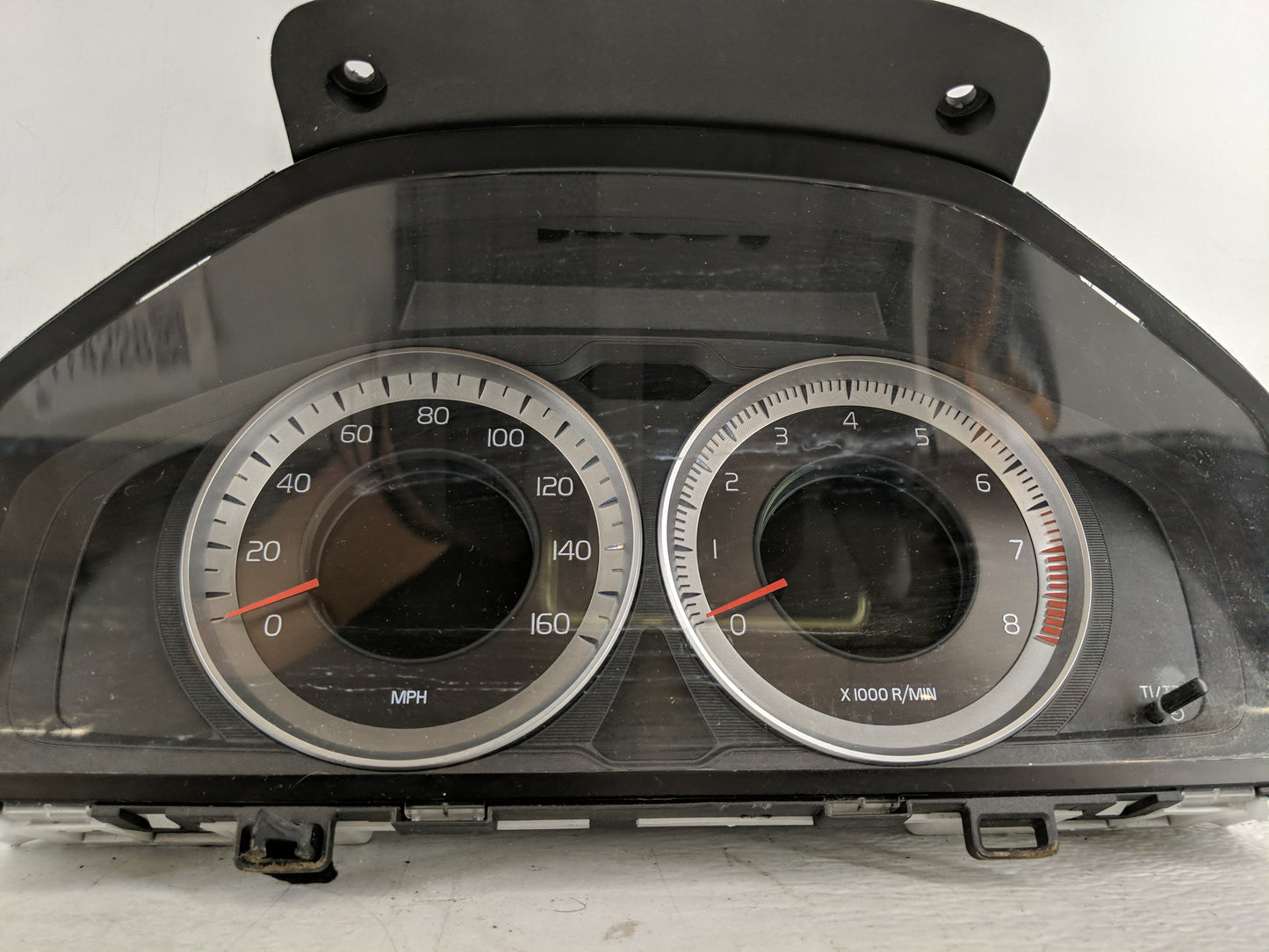 2013 Volvo V60 Instrument Cluster Speedometer Gauges P/N:31343326AA Fits Fits 2011 2012 2014 OEM Used Auto Parts - Oemusedau