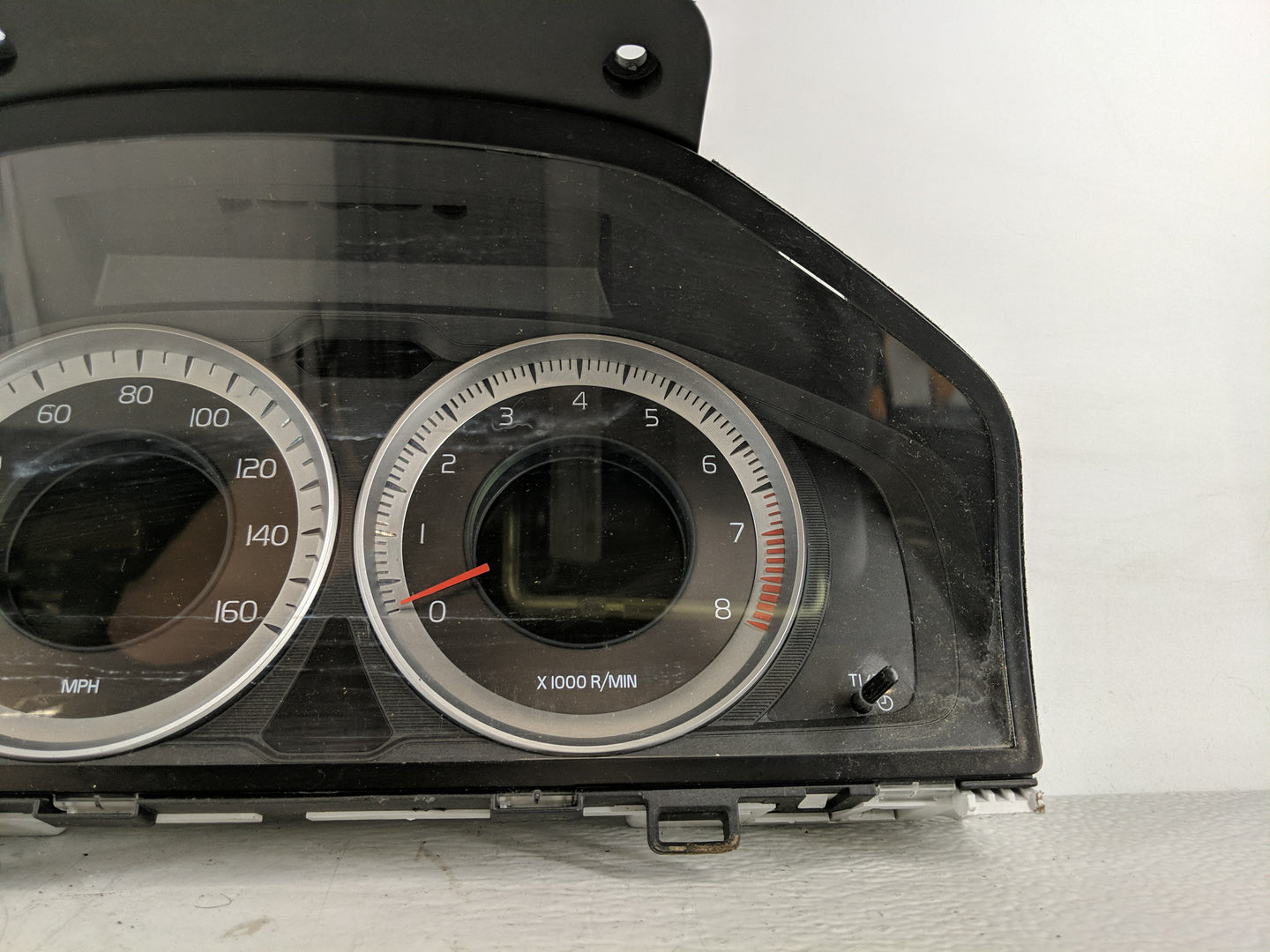 2013 Volvo V60 Instrument Cluster Speedometer Gauges P/N:31343326AA Fits Fits 2011 2012 2014 OEM Used Auto Parts - Oemusedau