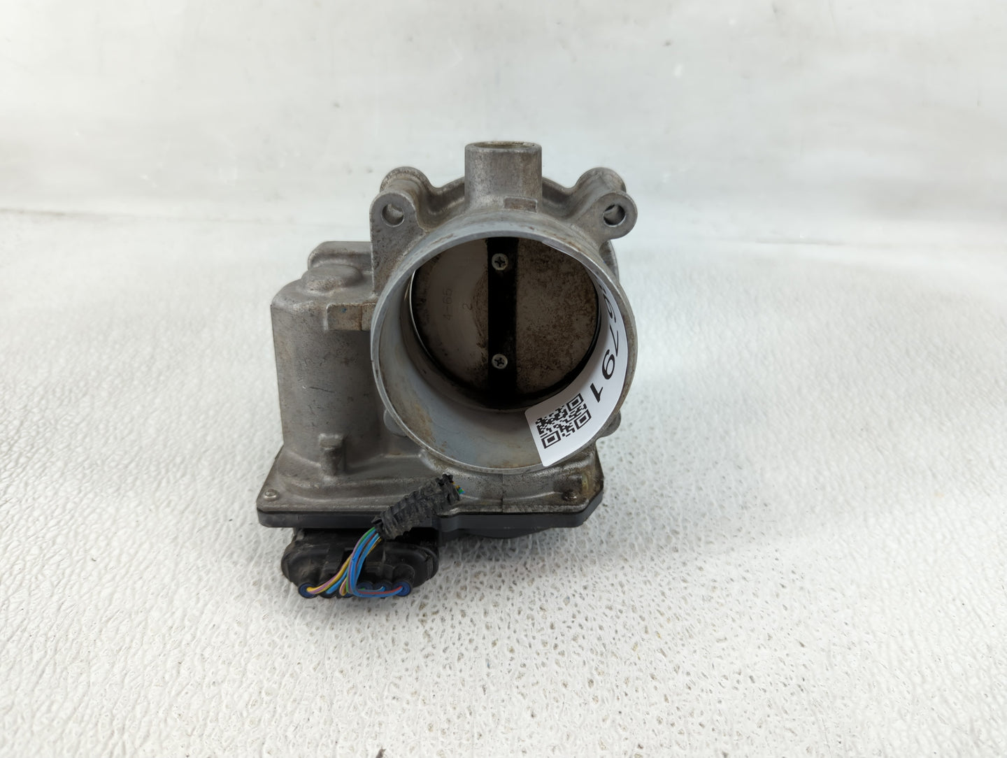 2015-2016 Volvo V60 Throttle Body P/N:31331277 Fits Fits 2013 2014 2015 2016 OEM Used Auto Parts - Oemusedautoparts1.com