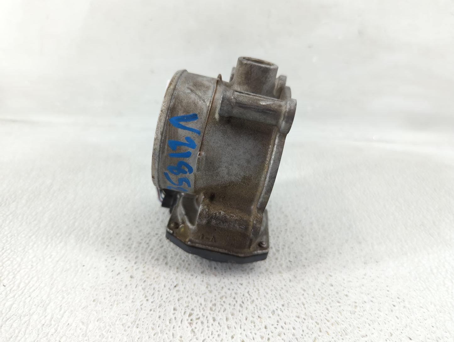 2015-2016 Volvo V60 Throttle Body P/N:31331277 Fits Fits 2013 2014 2015 2016 OEM Used Auto Parts - Oemusedautoparts1.com