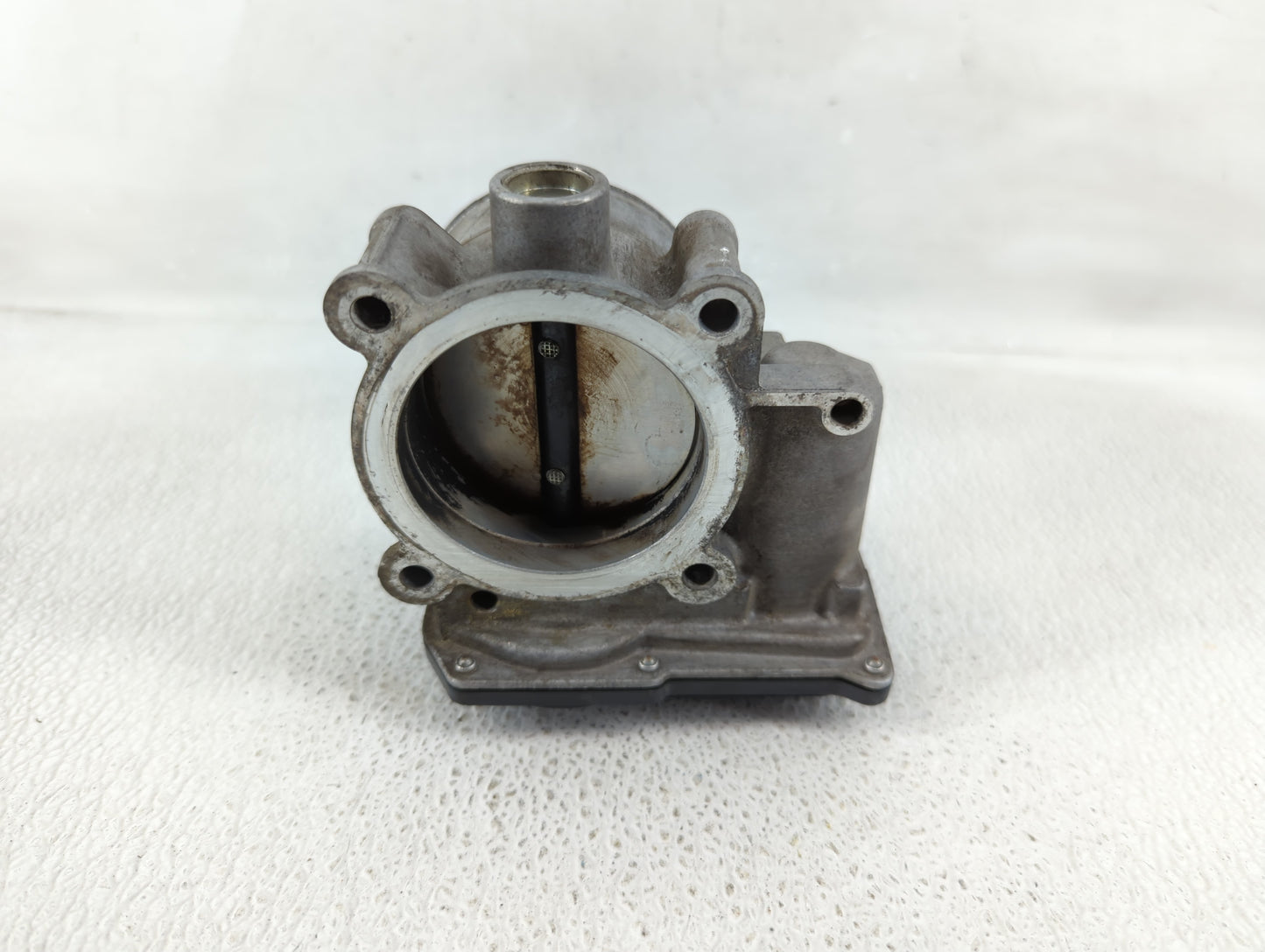 2015-2016 Volvo V60 Throttle Body P/N:31331277 Fits Fits 2013 2014 2015 2016 OEM Used Auto Parts - Oemusedautoparts1.com