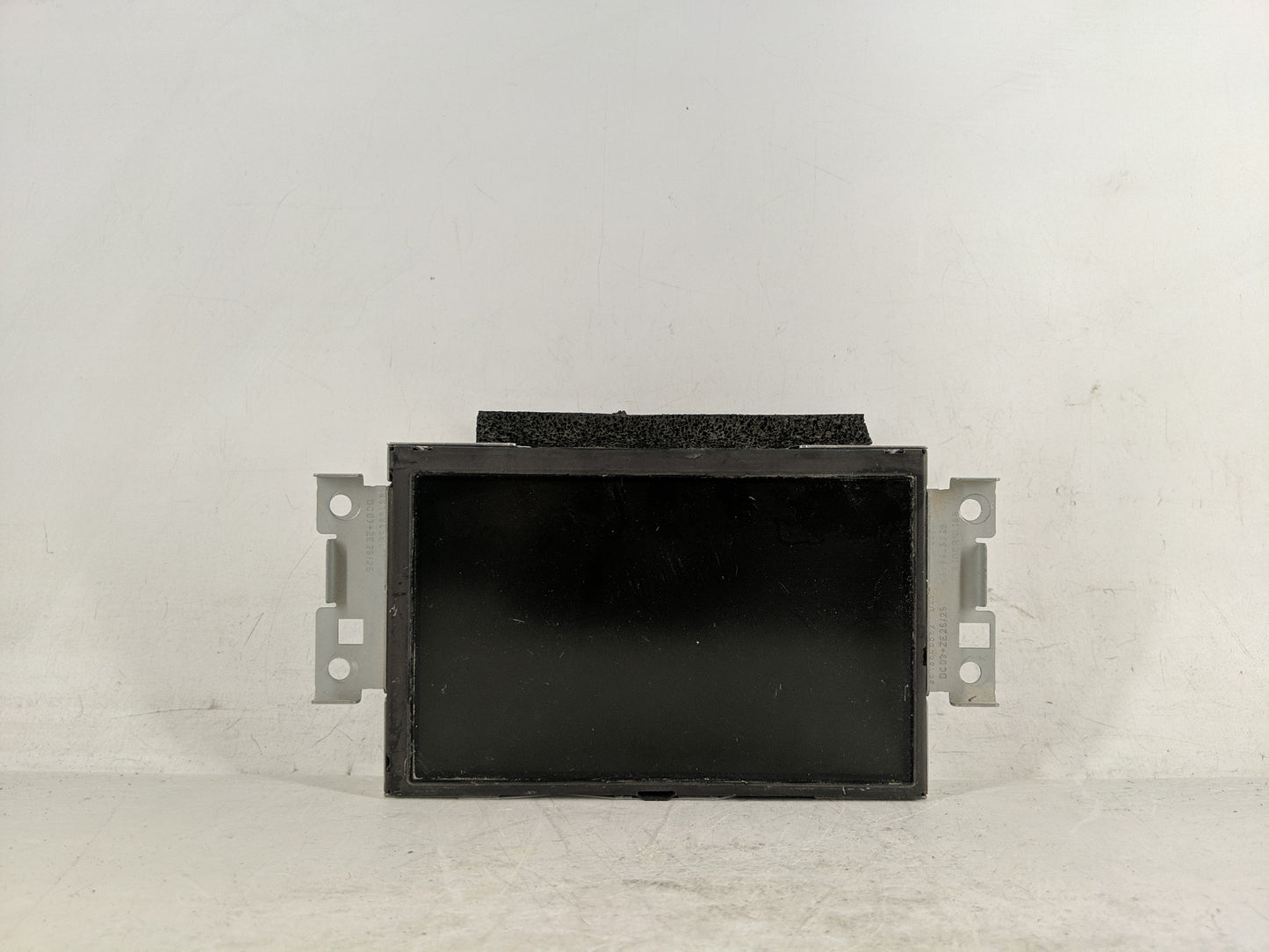 2013-2013 Volvo V60 Information Display Screen - Oemusedautoparts1.com