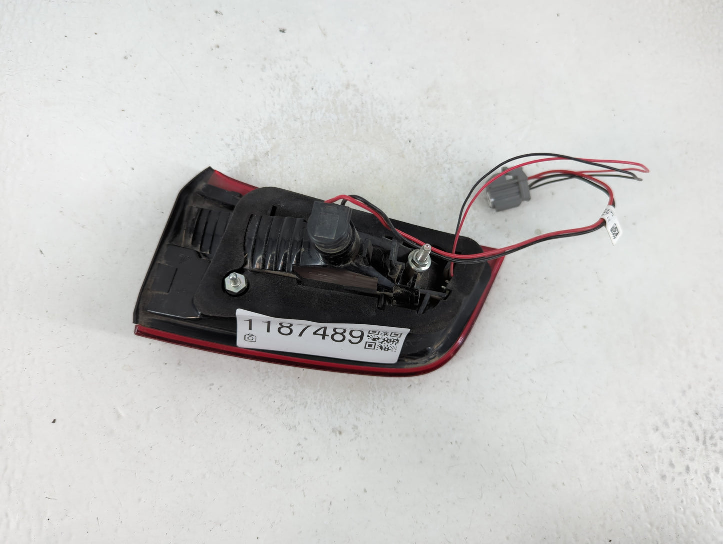 2013 Volvo V60 Tail Light Assembly Driver Left OEM P/N:30796271 Fits Fits 2011 2012 2014 2015 2016 2017 2018 OEM Used Auto P