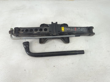 2013 Volvo V60 Spare Scissor Car Jack