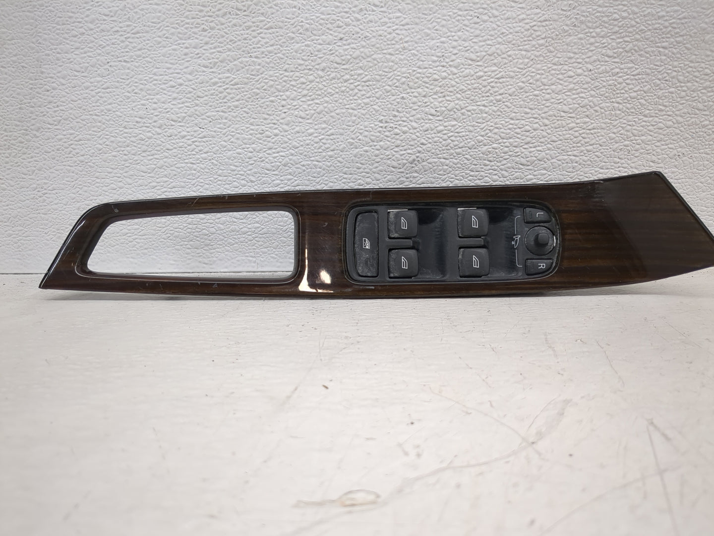 2013 Volvo V60 Master Power Window Switch Replacement Driver Side Left Fits Fits 2010 2011 2012 OEM Used Auto Parts - Oemuse