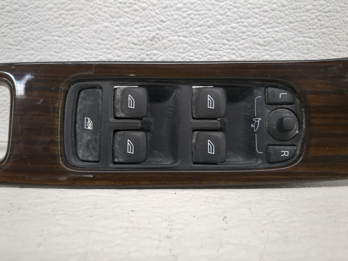 2013 Volvo V60 Master Power Window Switch Replacement Driver Side Left Fits Fits 2010 2011 2012 OEM Used Auto Parts - Oemuse