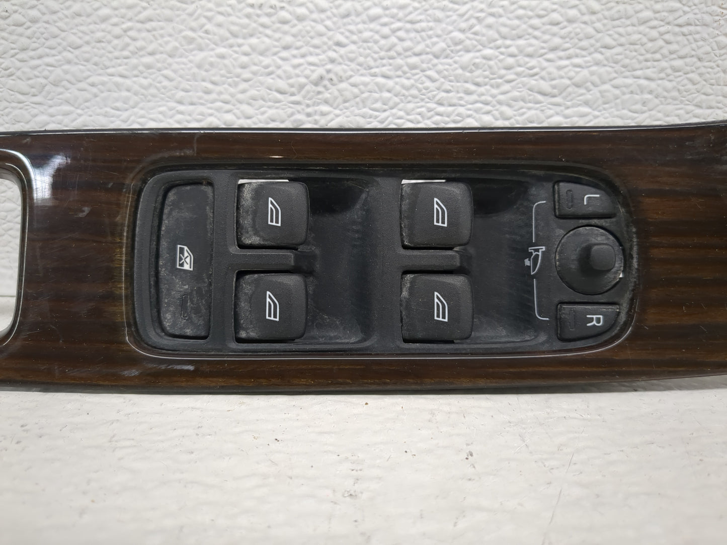 2013 Volvo V60 Master Power Window Switch Replacement Driver Side Left Fits Fits 2010 2011 2012 OEM Used Auto Parts - Oemuse