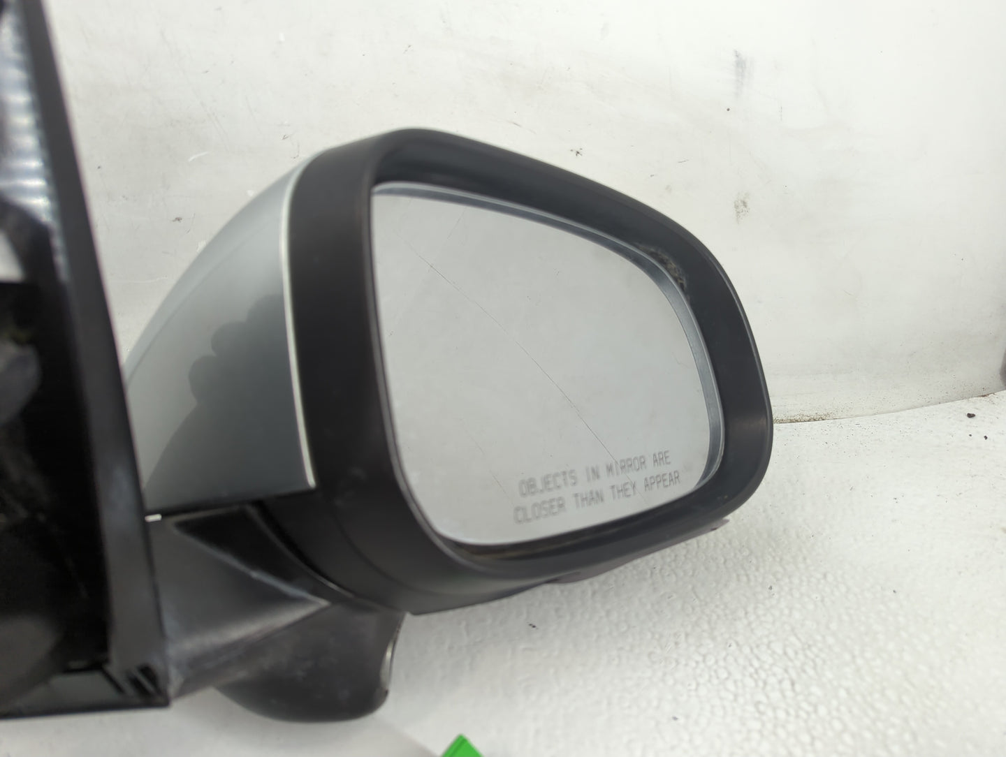 2013-2013 Volvo V60 Passenger Right Side View Manual Door Mirror Silver - Oemusedautoparts1.com