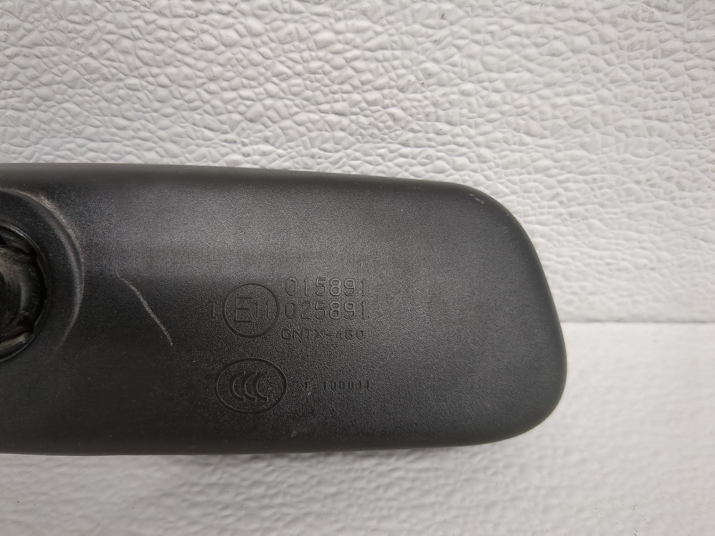 2013-2018 Volvo V60 Interior Rear View Mirror Replacement OEM P/N:E11025891 E11015891 Fits OEM Used Auto Parts - Oemusedauto