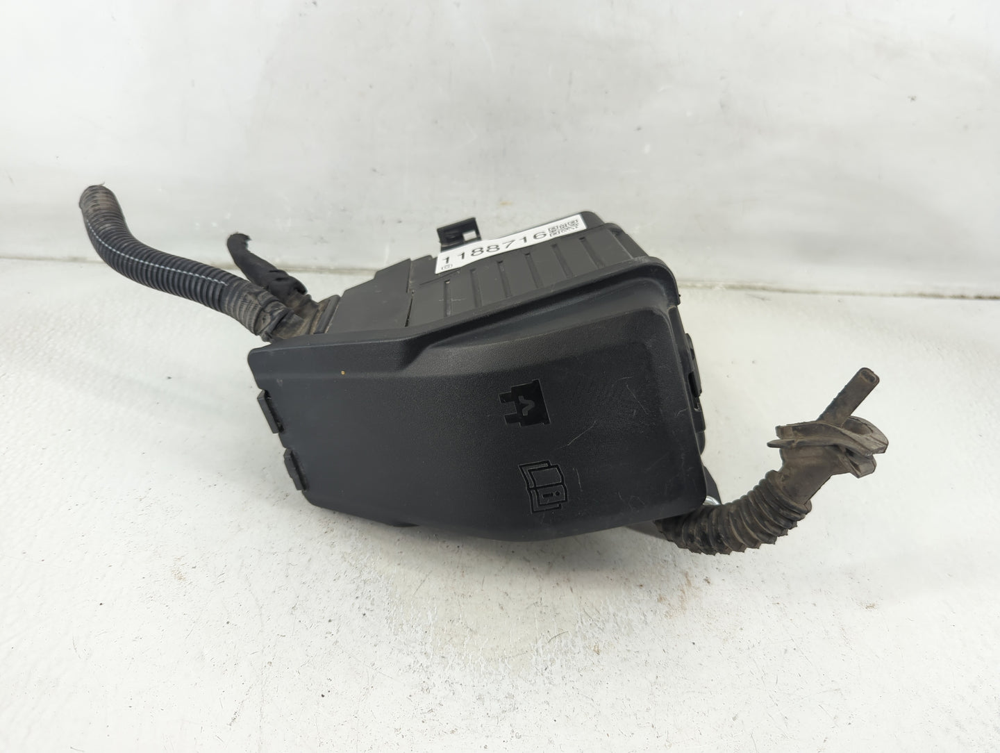 2013 Volvo V60 Fusebox Fuse Box Panel Relay Module P/N:31346538 Fits Fits 2011 2012 2014 OEM Used Auto Parts - Oemusedautopa