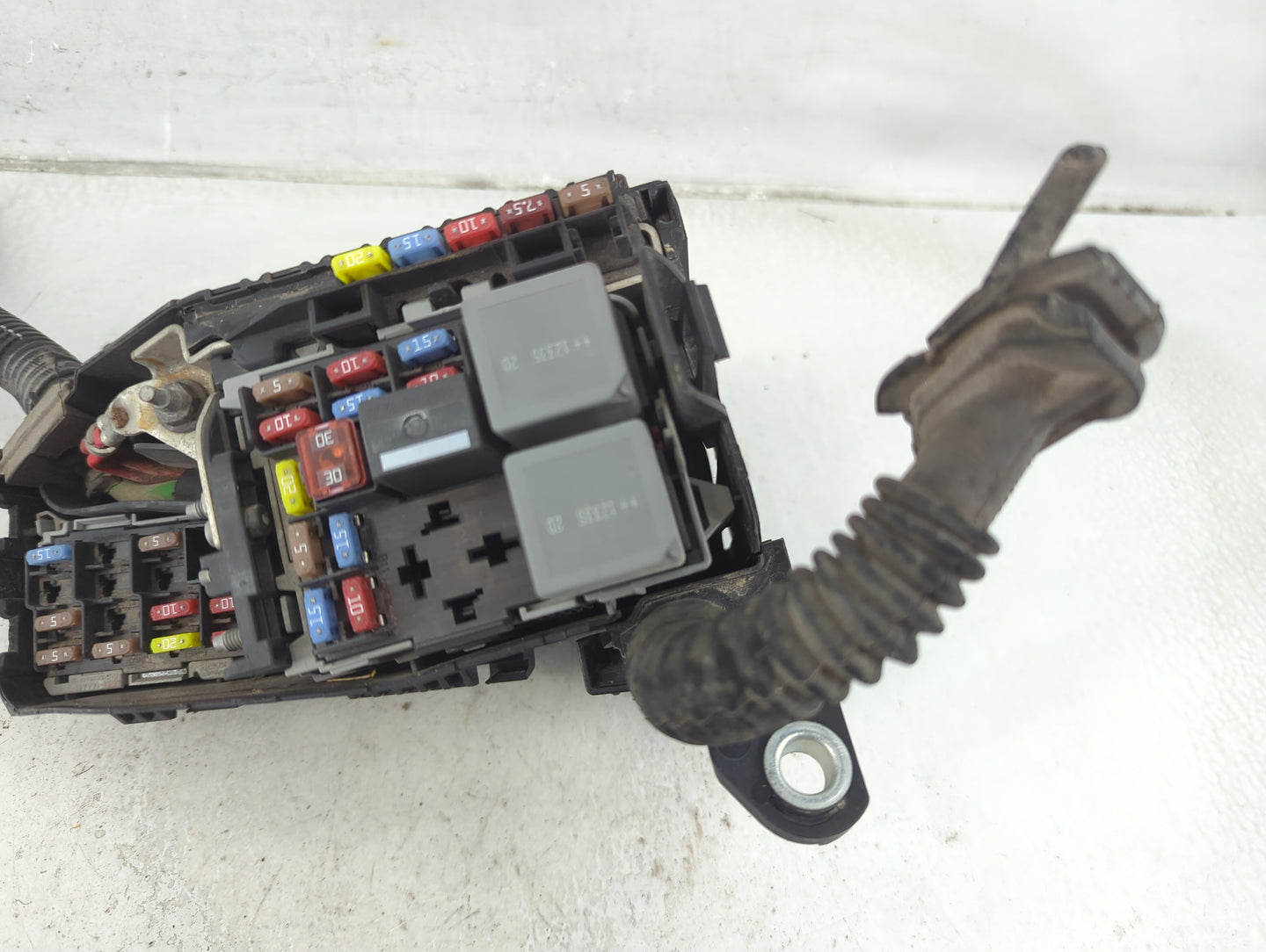 2013 Volvo V60 Fusebox Fuse Box Panel Relay Module P/N:31346538 Fits Fits 2011 2012 2014 OEM Used Auto Parts - Oemusedautopa