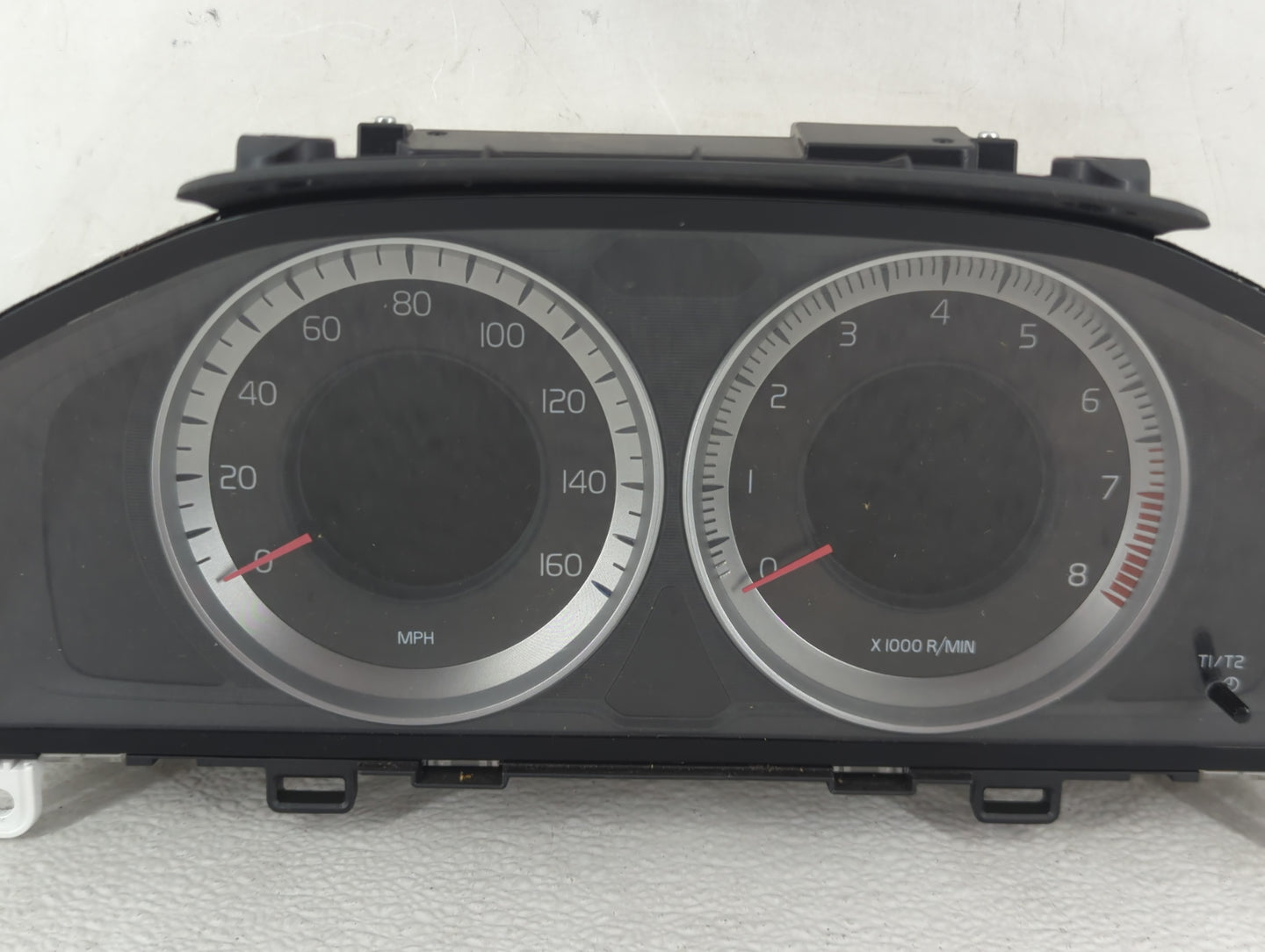 2013 Volvo V60 Instrument Cluster Speedometer Gauges P/N:31343326AA Fits Fits 2011 2012 2014 OEM Used Auto Parts - Oemusedau