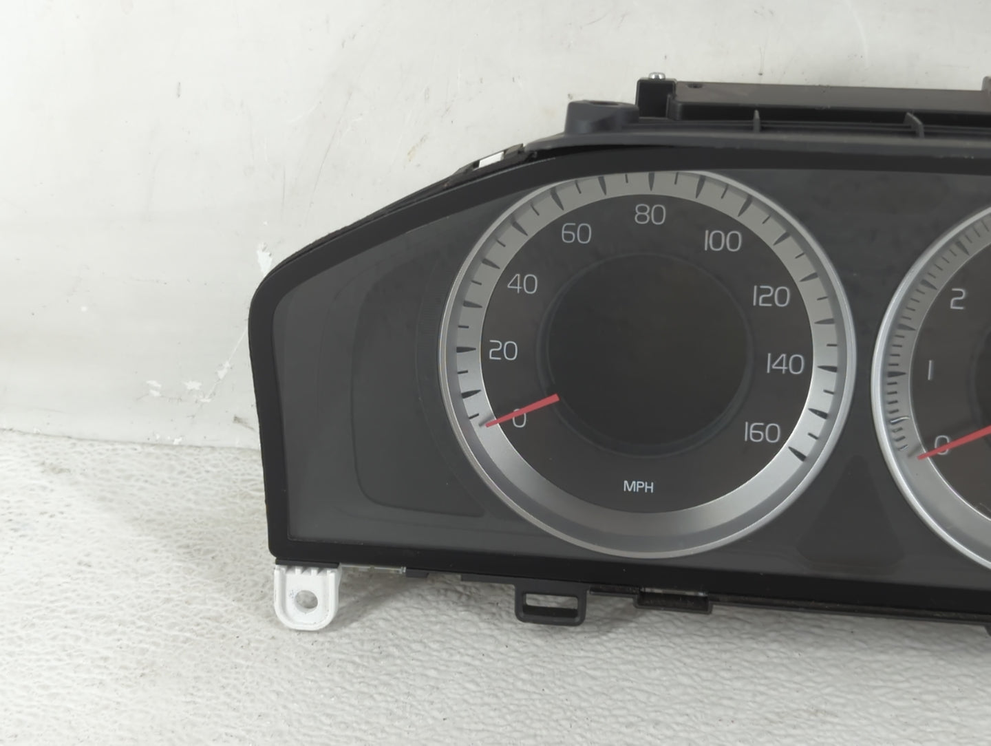 2013 Volvo V60 Instrument Cluster Speedometer Gauges P/N:31343326AA Fits Fits 2011 2012 2014 OEM Used Auto Parts - Oemusedau