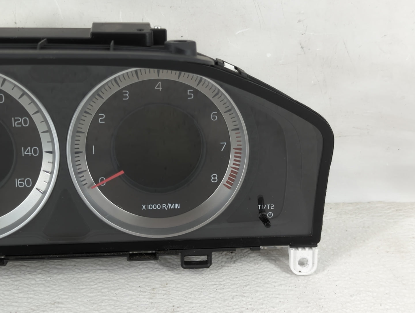2013 Volvo V60 Instrument Cluster Speedometer Gauges P/N:31343326AA Fits Fits 2011 2012 2014 OEM Used Auto Parts - Oemusedau