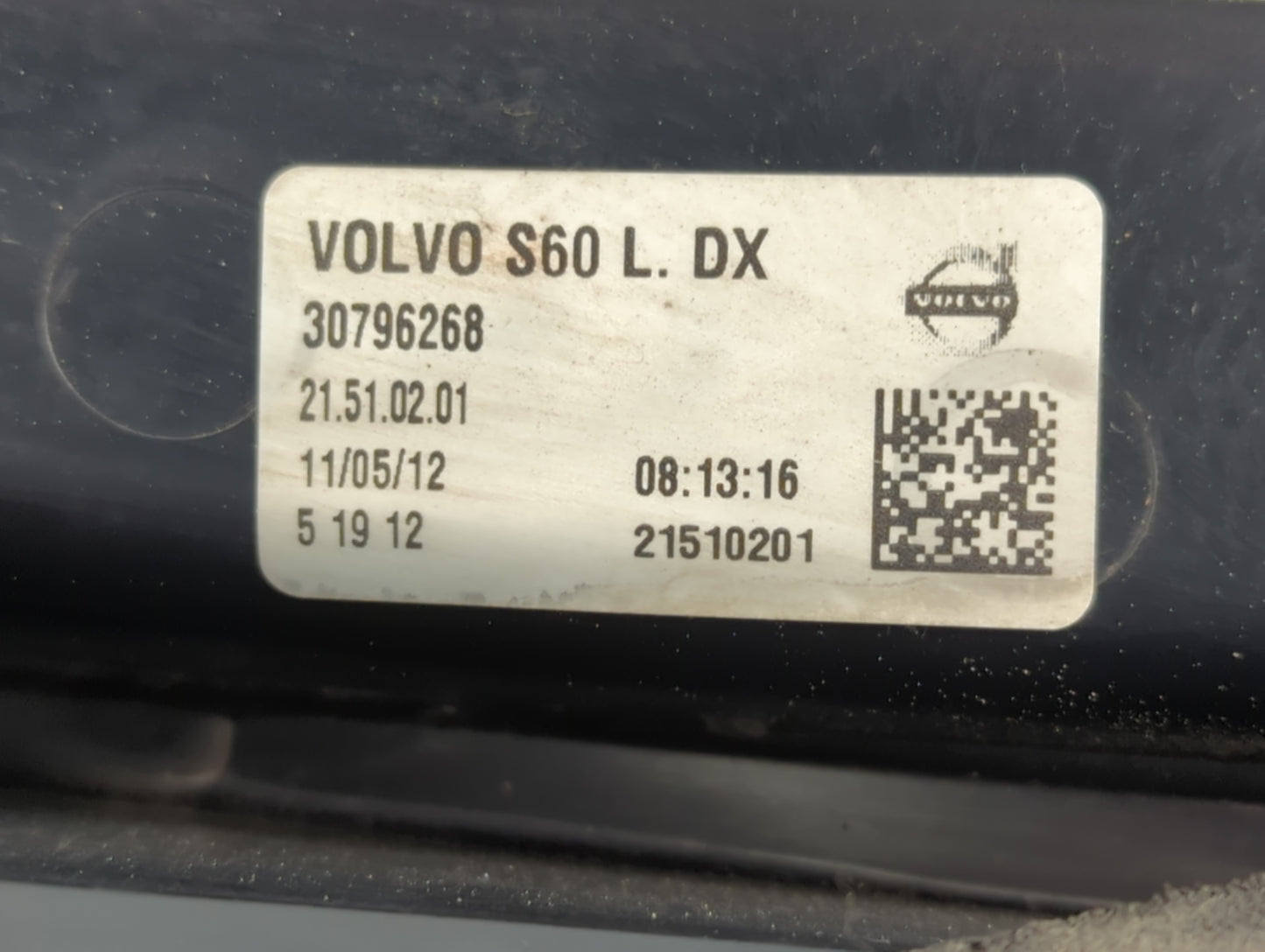 2013 Volvo V60 Tail Light Assembly Passenger Right OEM P/N:21510201 30796268 Fits Fits 2011 2012 2014 2015 2016 2017 2018 OE