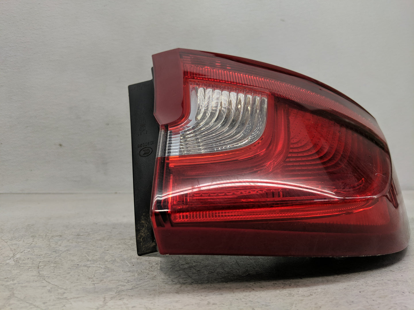 2013 Volvo V60 Tail Light Assembly Driver Left OEM Fits Fits 2011 2012 2014 2015 2016 2017 2018 OEM Used Auto Parts - Oemuse