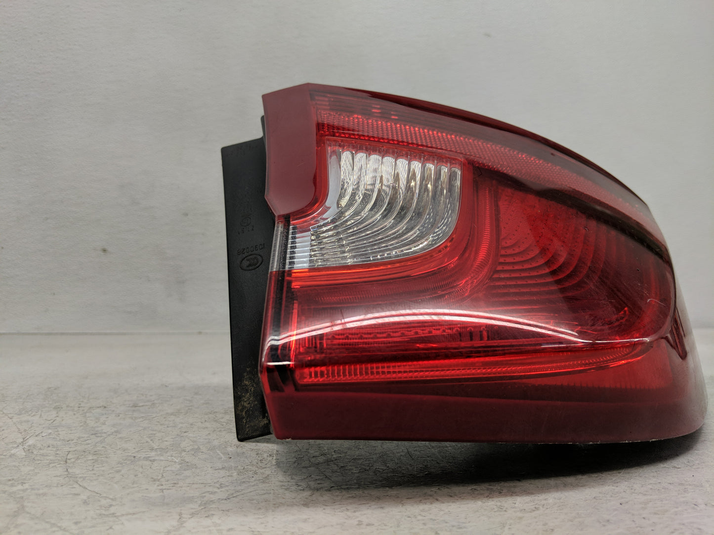 2013 Volvo V60 Tail Light Assembly Driver Left OEM Fits Fits 2011 2012 2014 2015 2016 2017 2018 OEM Used Auto Parts - Oemuse