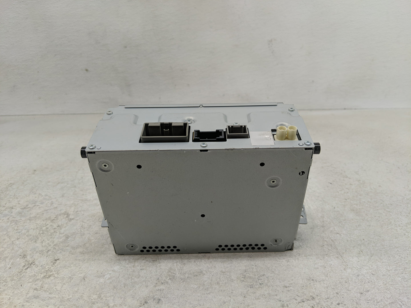 2013 Volvo V60 Radio AM FM Cd Player Receiver Replacement P/N:31358283 AA Fits Fits 2011 2012 2014 2015 OEM Used Auto Parts 