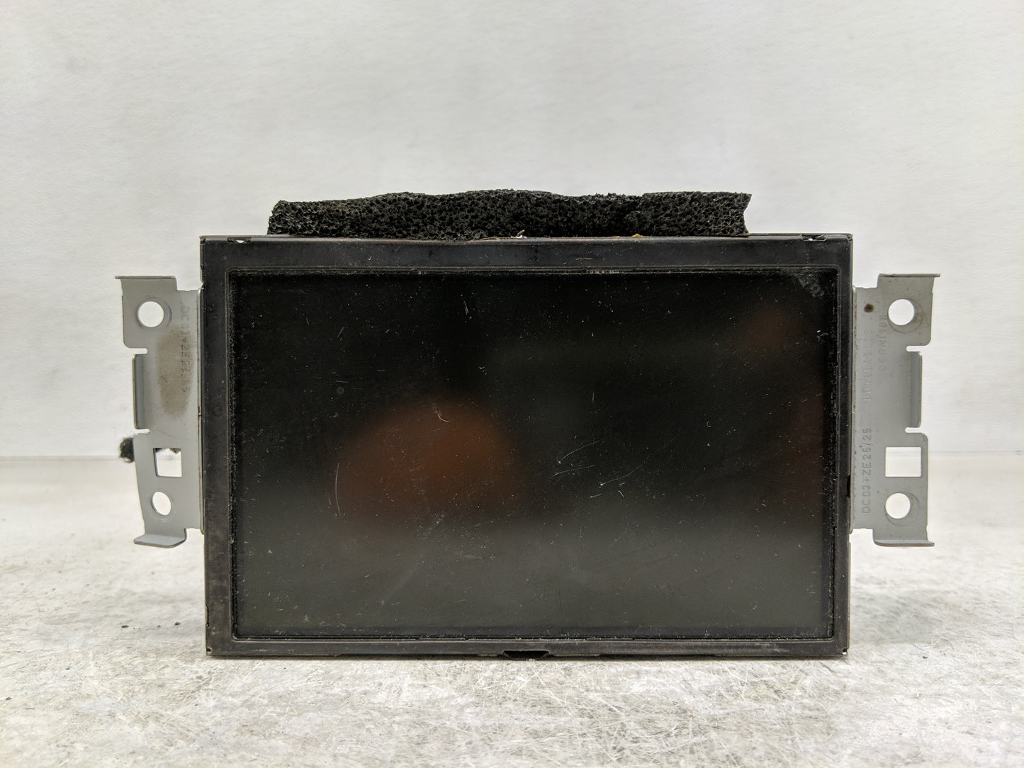 2013-2013 Volvo V60 Information Display Screen - Oemusedautoparts1.com
