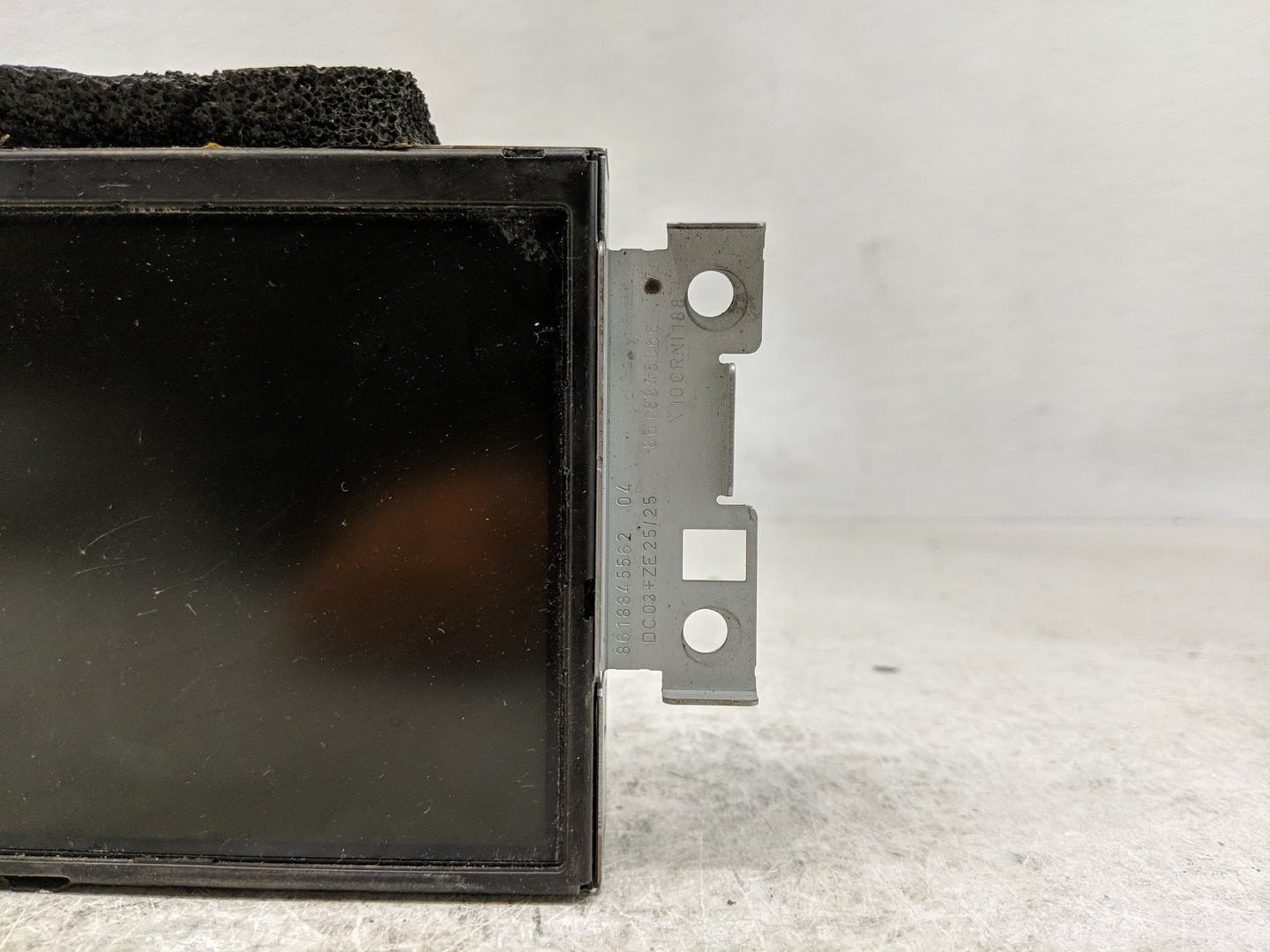 2013-2013 Volvo V60 Information Display Screen - Oemusedautoparts1.com