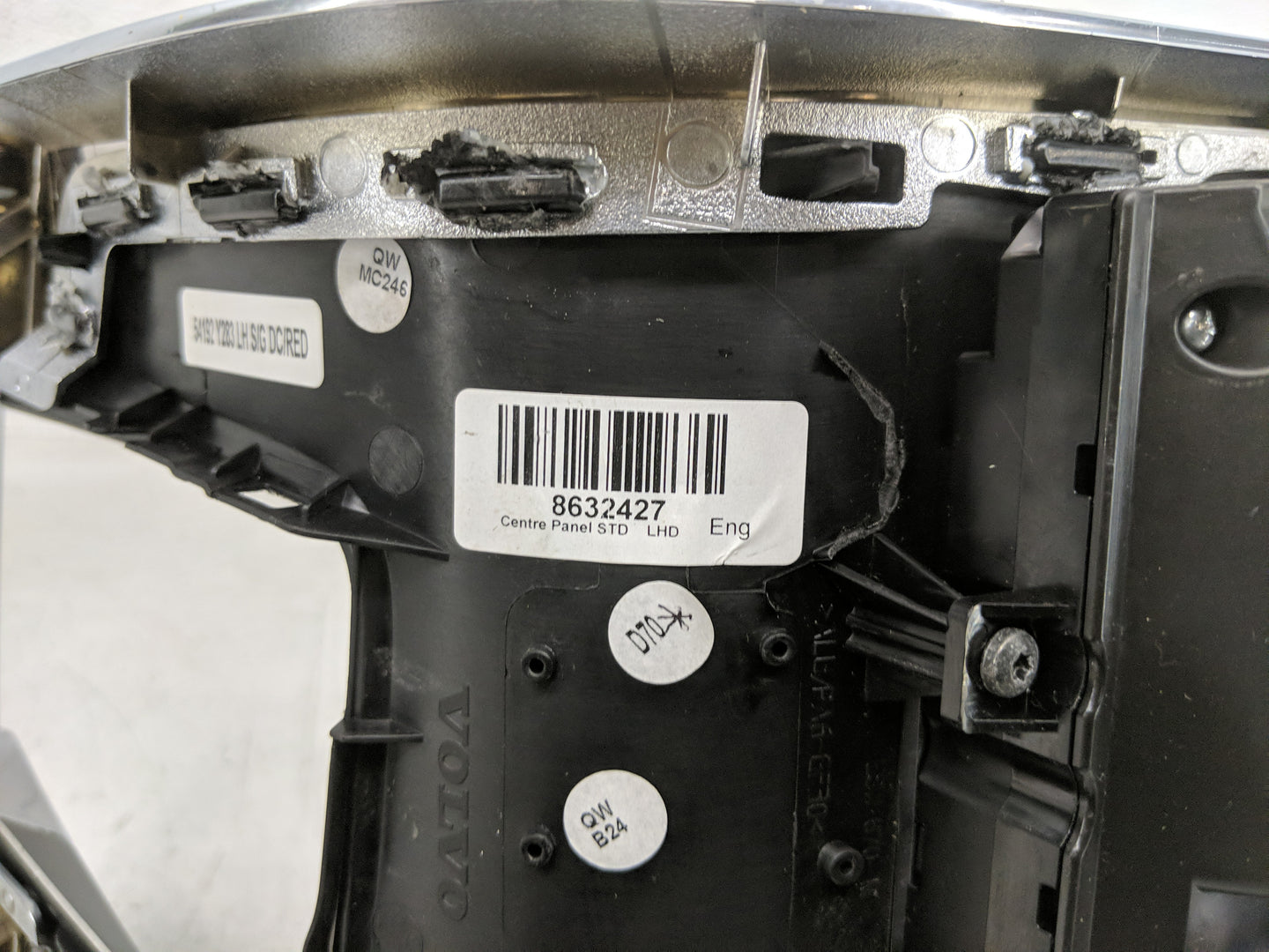 2013-2013 Volvo V60 Radio Control Panel - Oemusedautoparts1.com