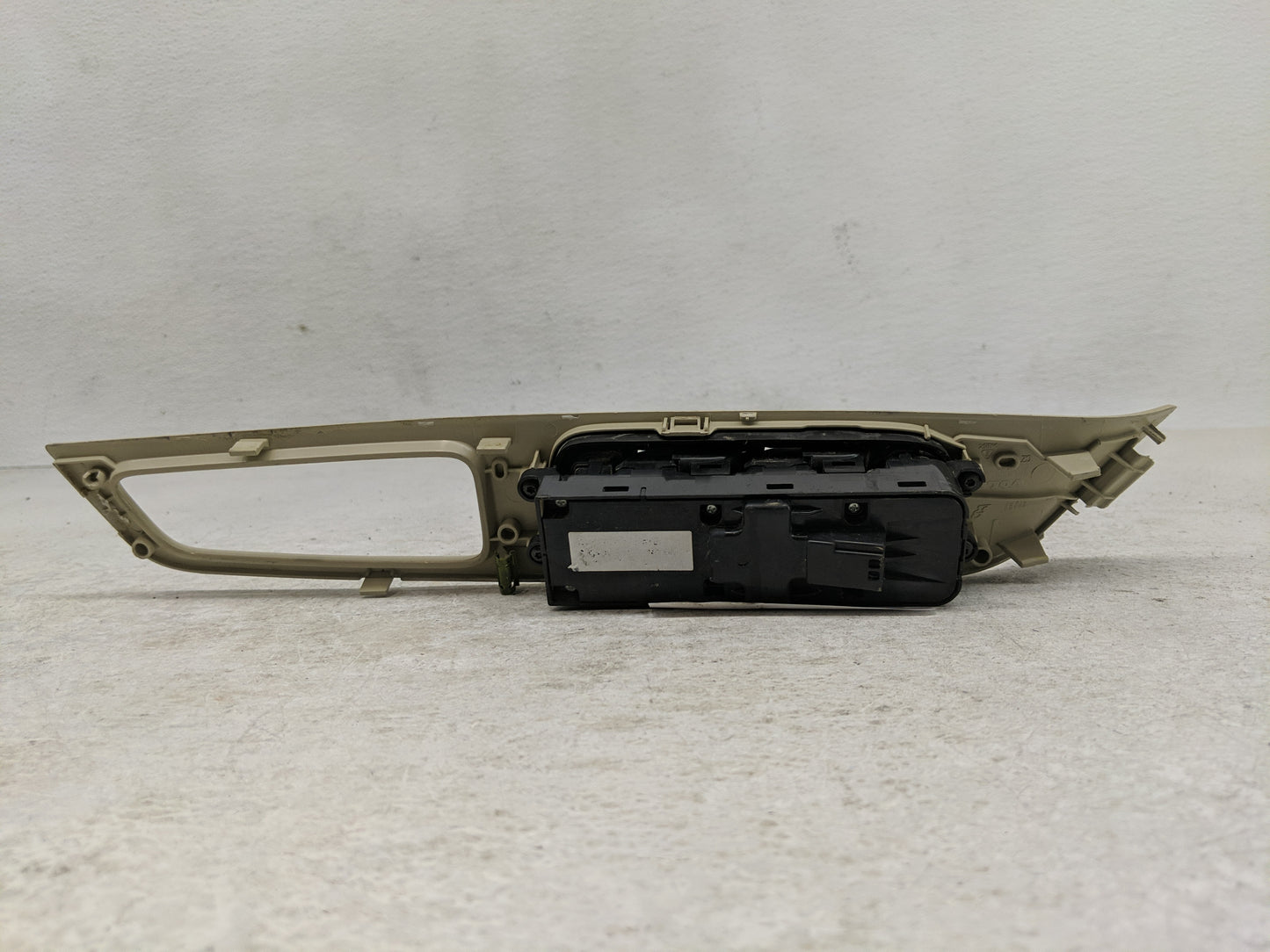 2013 Volvo V60 Master Power Window Switch Replacement Driver Side Left Fits Fits 2010 2011 2012 OEM Used Auto Parts - Oemuse