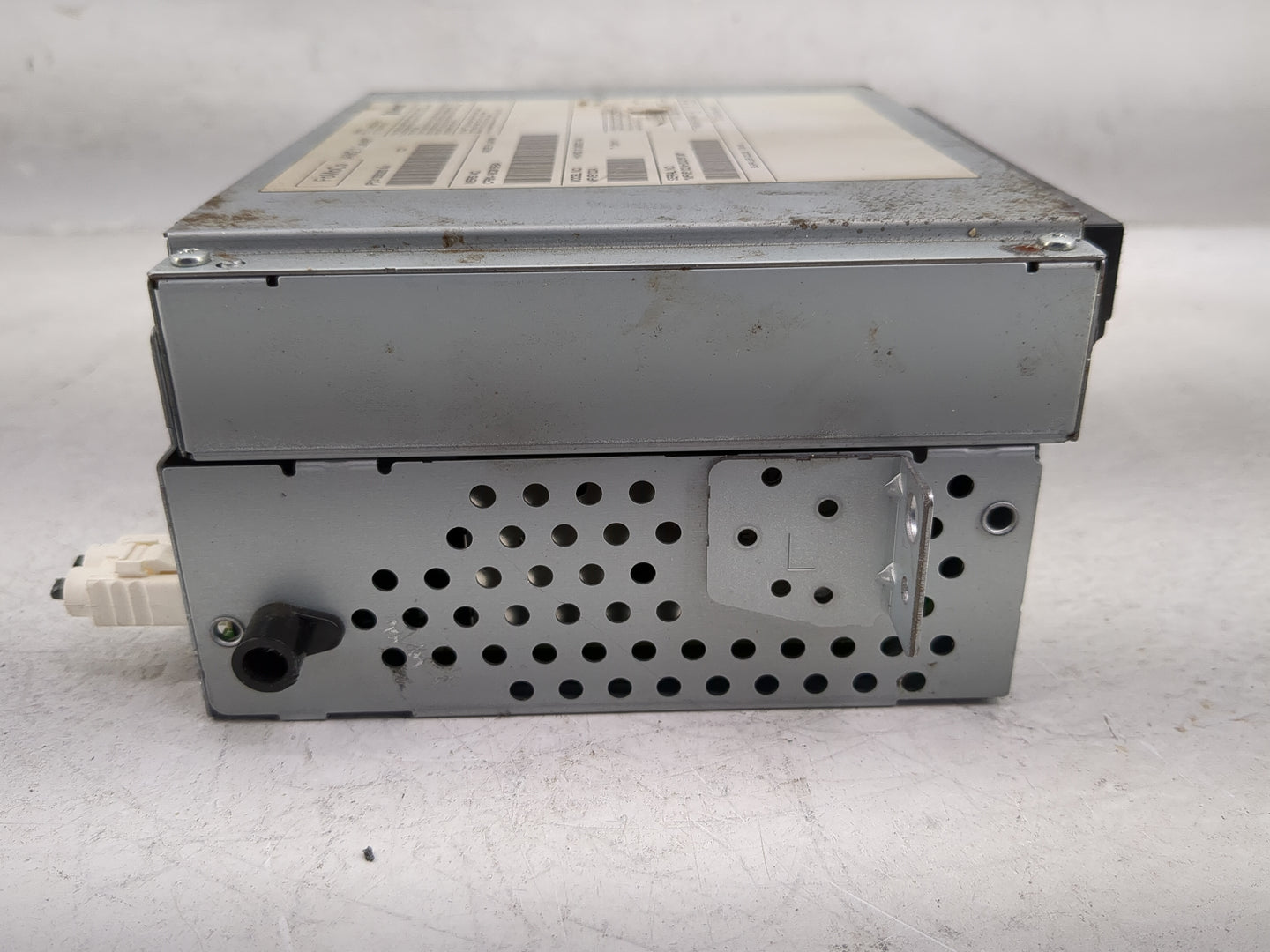 2013 Volvo V60 Radio AM FM Cd Player Receiver Replacement P/N:31358283AA Fits Fits 2011 2012 2014 2015 OEM Used Auto Parts -