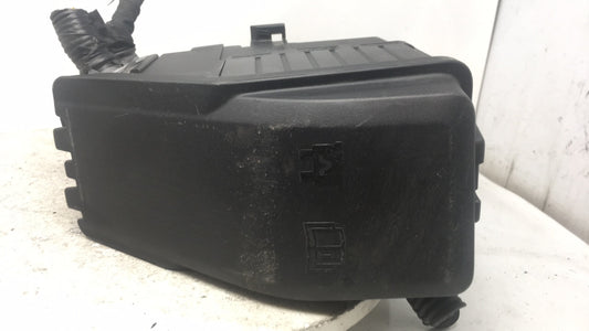 2013 Volvo V60 Fusebox Fuse Box Panel Relay Module P/N:6G9T-14A067-CA Fits Fits 2011 2012 2014 OEM Used Auto Parts - Oemused