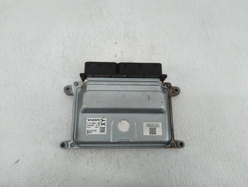 2015-2016 Volvo V60 PCM Engine Control Computer ECU ECM PCU OEM P/N:31312651AB Fits Fits 2014 2015 2016 OEM Used Auto Parts 