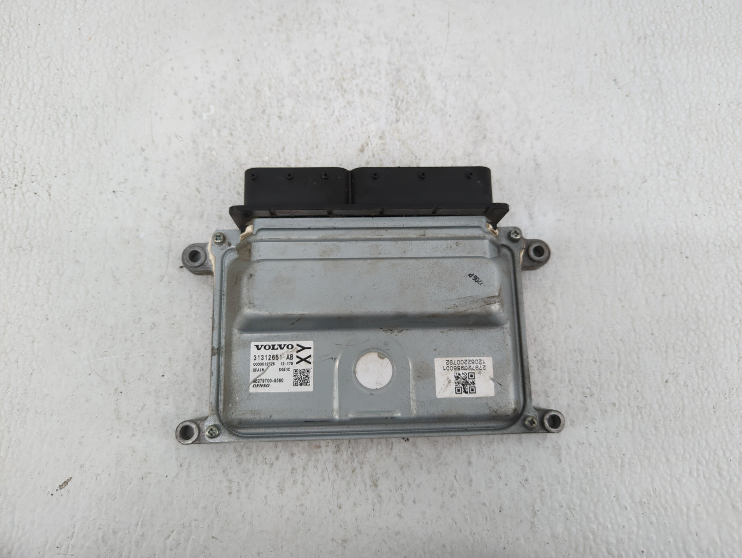 2015-2016 Volvo V60 PCM Engine Control Computer ECU ECM PCU OEM P/N:31312651AB Fits Fits 2014 2015 2016 OEM Used Auto Parts 