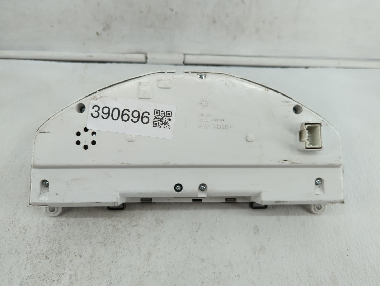 2013 Volvo V60 Instrument Cluster Speedometer Gauges P/N:31343326AA 31296371AB Fits Fits 2011 2012 2014 OEM Used Auto Parts 