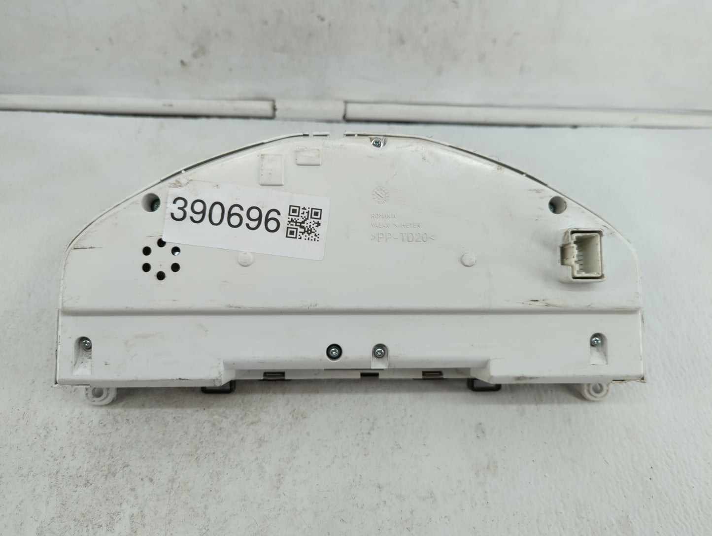 2013 Volvo V60 Instrument Cluster Speedometer Gauges P/N:31343326AA 31296371AB Fits Fits 2011 2012 2014 OEM Used Auto Parts 