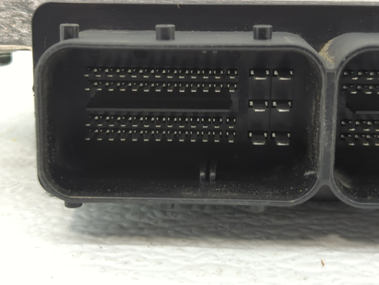 2015-2016 Volvo V60 PCM Engine Control Computer ECU ECM PCU OEM P/N:31312651AB Fits Fits 2013 2014 2015 2016 OEM Used Auto P