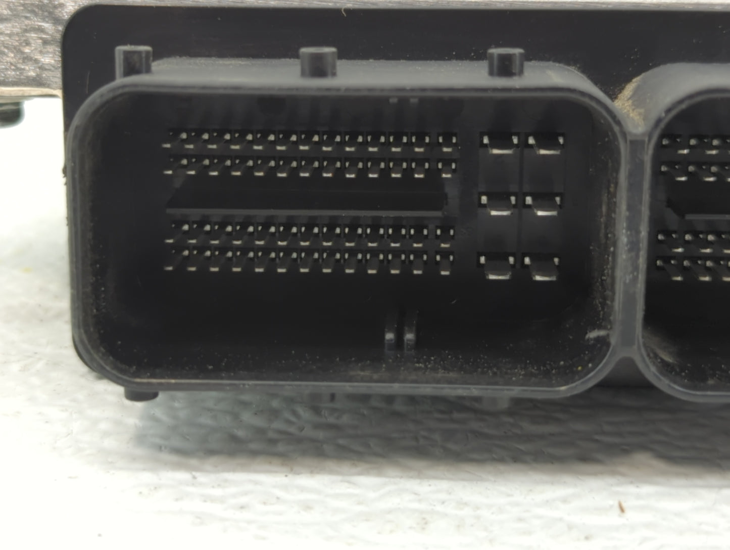2015-2016 Volvo V60 PCM Engine Control Computer ECU ECM PCU OEM P/N:31312651AB Fits Fits 2013 2014 2015 2016 OEM Used Auto P
