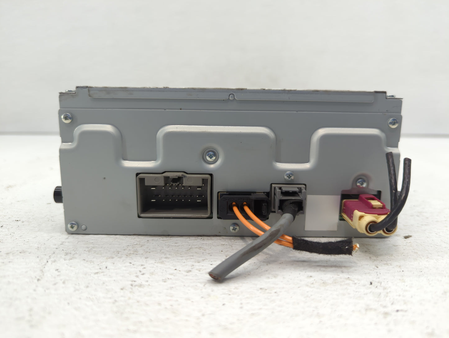 2013-2013 Volvo V60 Am Fm Cd Player Radio Receiver - Oemusedautoparts1.com