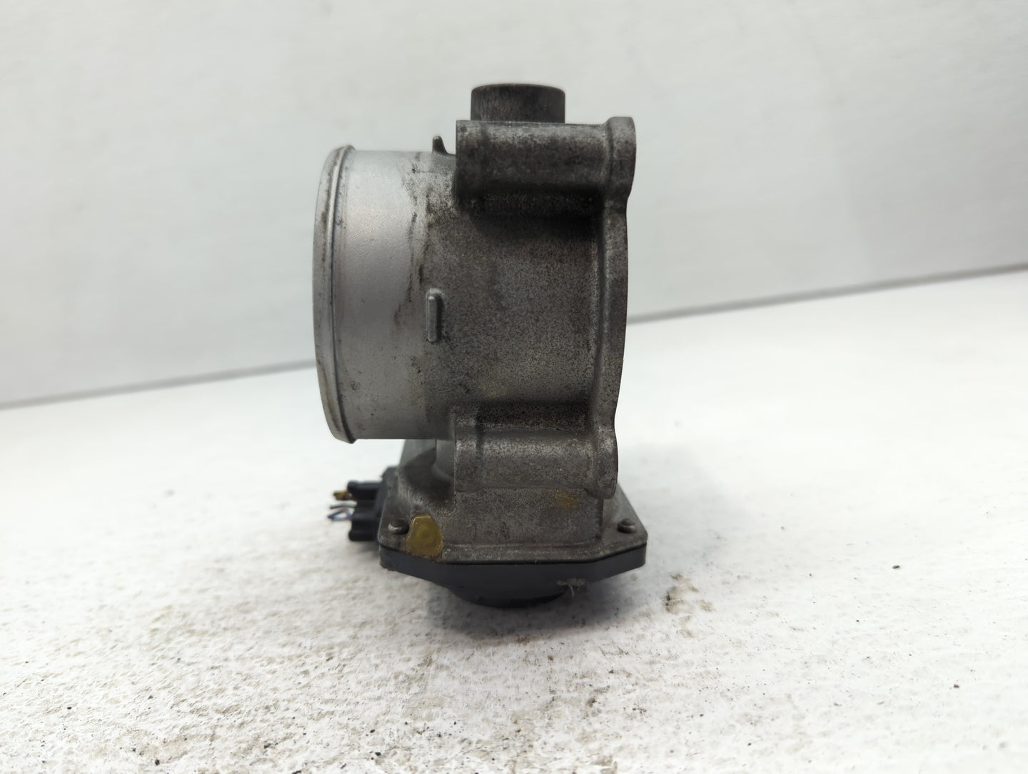 2015-2016 Volvo V60 Throttle Body P/N:31331277 Fits Fits 2013 2014 2015 2016 OEM Used Auto Parts - Oemusedautoparts1.com