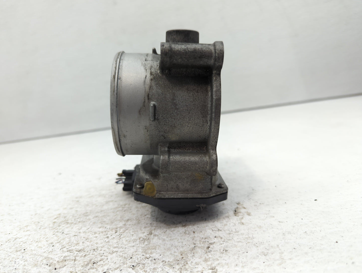 2015-2016 Volvo V60 Throttle Body P/N:31331277 Fits Fits 2013 2014 2015 2016 OEM Used Auto Parts - Oemusedautoparts1.com