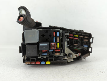 2013 Volvo V60 Fusebox Fuse Box Panel Relay Module P/N:6G9T-14A067-CA Fits Fits 2011 2012 2014 OEM Used Auto Parts