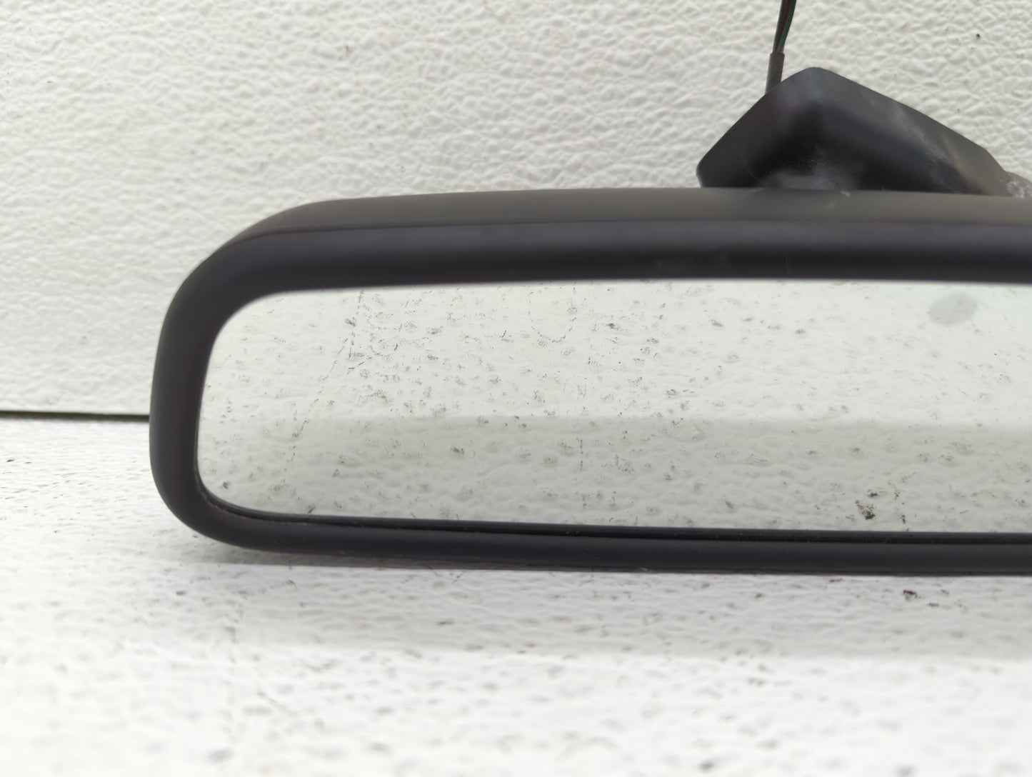 2013 Volvo V60 Interior Rear View Mirror Replacement OEM P/N:E11015891 E11025891 Fits Fits 2011 2012 OEM Used Auto Parts - O