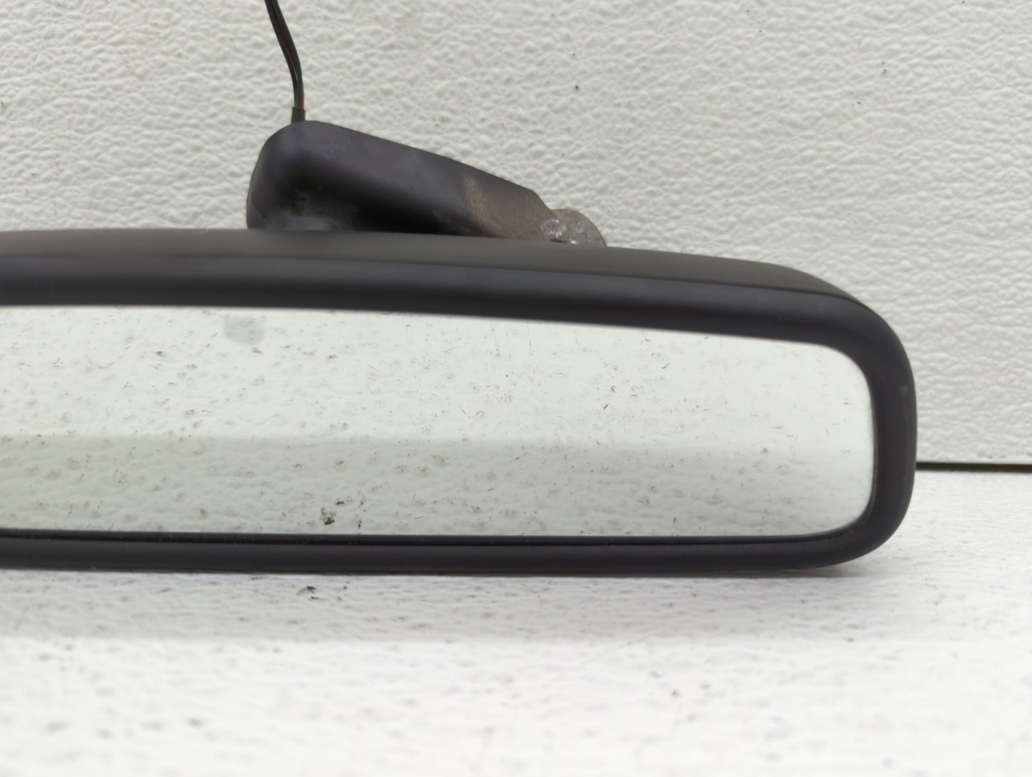 2013 Volvo V60 Interior Rear View Mirror Replacement OEM P/N:E11015891 E11025891 Fits Fits 2011 2012 OEM Used Auto Parts - O